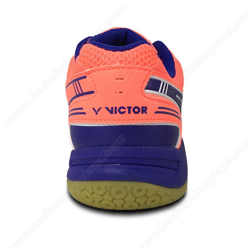 umbro badminton shoes