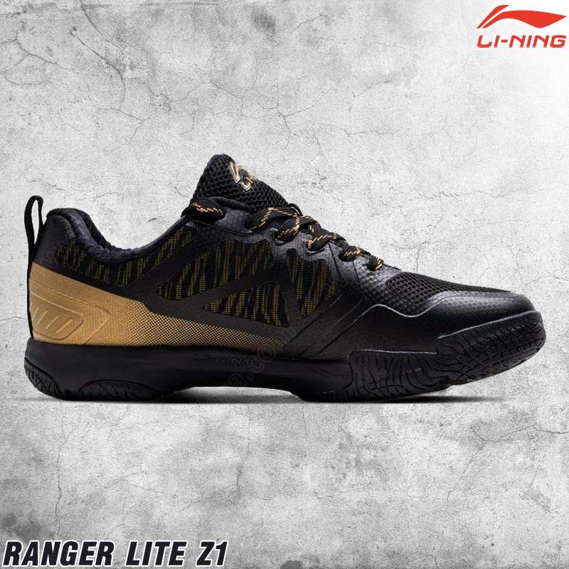 lining badminton shoes