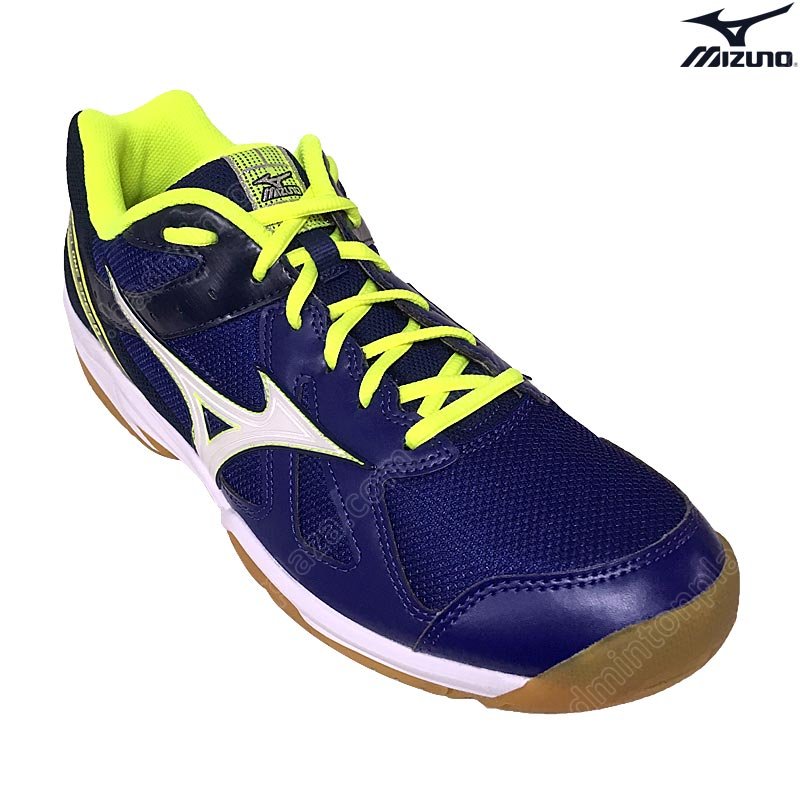 mizuno cyclone speed badminton